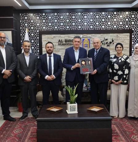 "كهرباء القدس" تبحث تعزيز التعاون مع بلديتي رام الله والبيرة