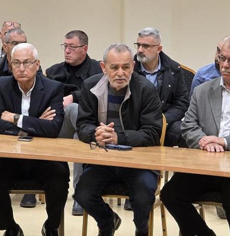 في جلستها الدورية: لجنة المتابعة بالداخل تؤكد رفض الخدمة المدنية