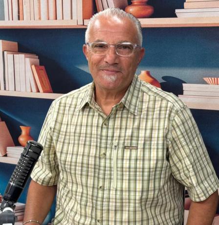 "ضيف الراية" يستكشف مع "خضر نجم" أسرار التاريخ والبيئة الفلسطينية