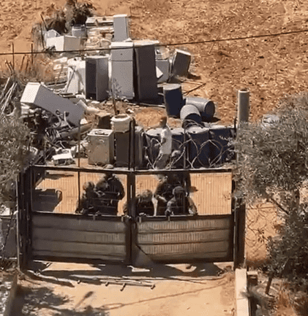 إصابات في هجوم للاحتلال والمستعمرين على منزل في المغير شرق رام الله