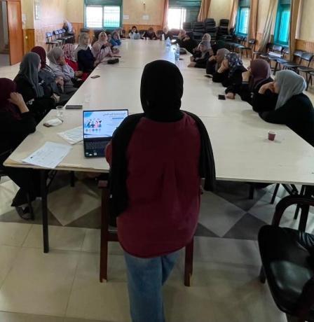 جمعية المرأة العاملة الفلسطينية للتنمية تنفذ ورشة توعوية حول الصمود المجتمعي وأهمية المبادرات المحلية في تقوع