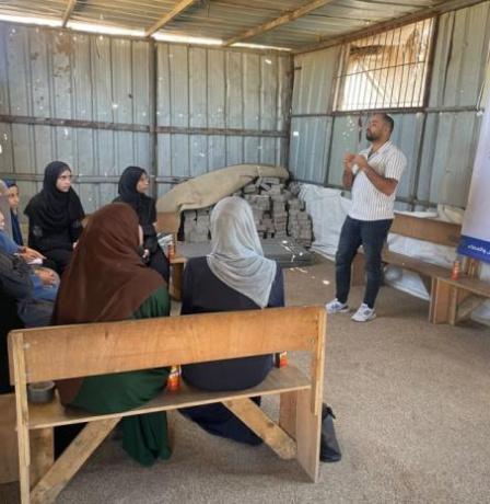 جمعية المرأة العاملة تنظم ورشة بعنوان “المرأة كقوة فاعلة في المجتمع” لتعزيز دور عضوات مجلس الظل" في دير البلح