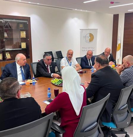 مصلحة مياه محافظة القدس وغرفة تجارة وصناعة محافظة رام الله والبيرة تؤكدان تعزيز الشراكة لخدمة القطاع الاقتصادي وتطوير خدمات المياه