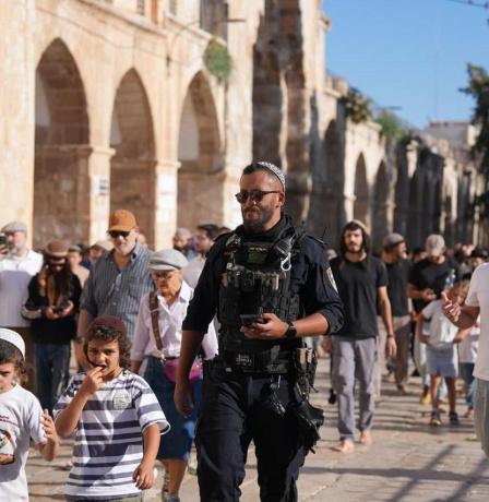 في أكبر اقتحام منذ أشهر: 3228 مستوطنا يقتحمون المسجد الأقصى