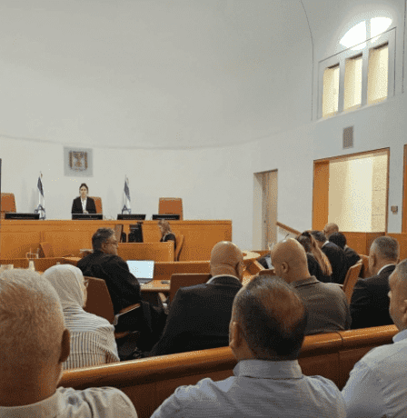 الكشف عن مخرجات الجلسة القانونية للمطالبة بتشغيل معبر الكرامة 24 ساعة
