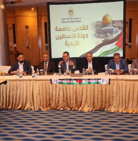 السفير الرويضي يطمئن على اوضاع جرحى ومرضى غزة الذين يتلقون العلاج والرعاية في سلطنة عُمان