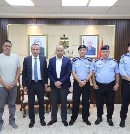 إغلاق 10 فلل سياحية مخالفة للنظام في أريحا والأغوار
