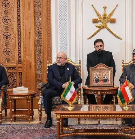 إيران تنفي وجود مفاوضات مع واشنطن وتجري مباحثات مع عمان بشأن هرمز