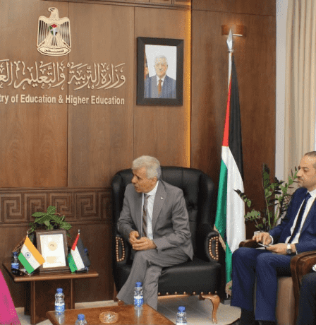 برهم يلتقي ممثلة الهند لدى فلسطين لبحث واقع التعليم وآفاق التعاون المشترك