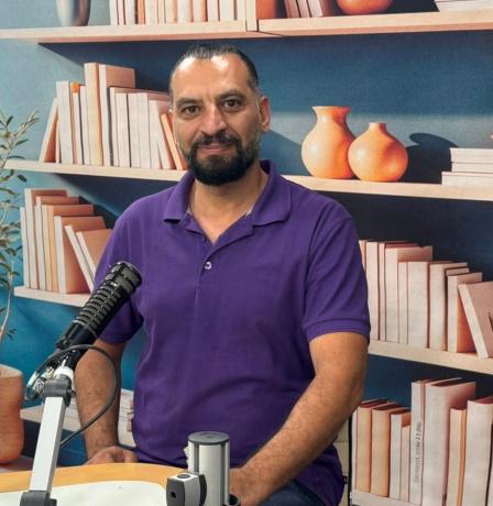 مازن عيسى.. من الفنون الشعبية إلى "أرض كنعان" لتعزيز الهوية عبر الفن