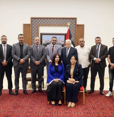 الرئيس عباس يستقبل رئيس وأعضاء مجلس بلدي سلفيت المنتخبين
