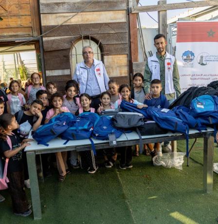 "بيت مال القدس" تشرع بتوزيع 3000 حقيبة مدرسية وقرطاسية في القدس وضواحيها