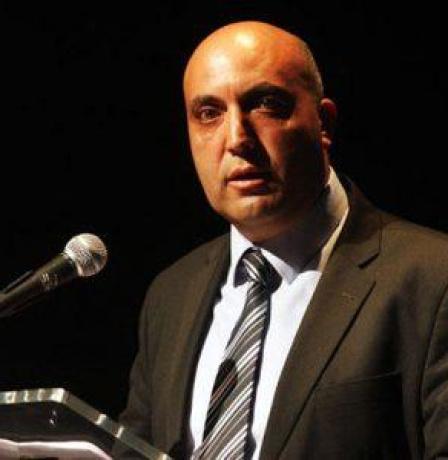 تأجيل الانتخابات فرصة لإعادة ترتيب البيت الفلسطيني… فهل تملك فتح إرادة التجديد والمصالحة؟
