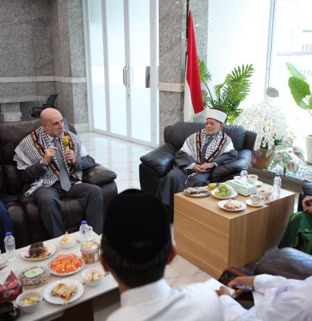 الهباش يبحث مع جمعية نهضة العلماء في إندونيسيا تعزيز التعاون ودعم صمود الشعب الفلسطيني