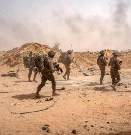 الجيش الإسرائيلي يرفع التأهب عند الخط الأصفر في غزة "خشية أسر جندي"