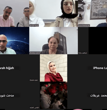 مشاركون يوصون بضرورة تنظيم خط المواصلات العام بين عناتا وأبو ديس