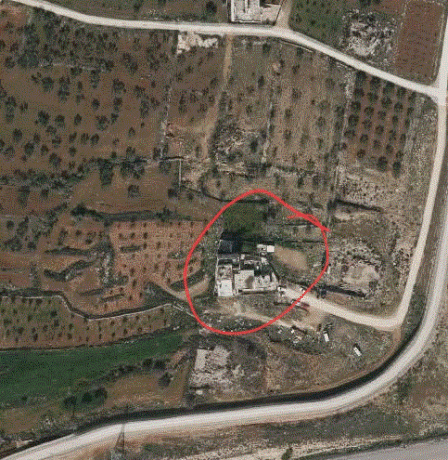 سلطات الاحتلال تُخطر بإخلاء بناية سكنية في قلنديا شمال القدس