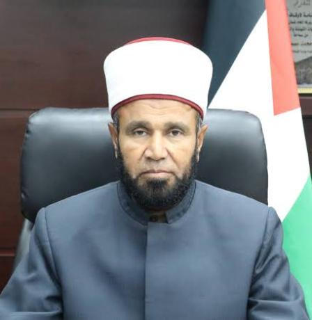 وزير الأوقاف يقدم استقالته ورئيس الوزراء يقبلها