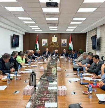 وزير الزراعة: الصمود على الأرض يتطلب شراكة وطنية فاعلة واقتصادًا يرسّخ الإنتاج ويحمي الوجود الفلسطيني