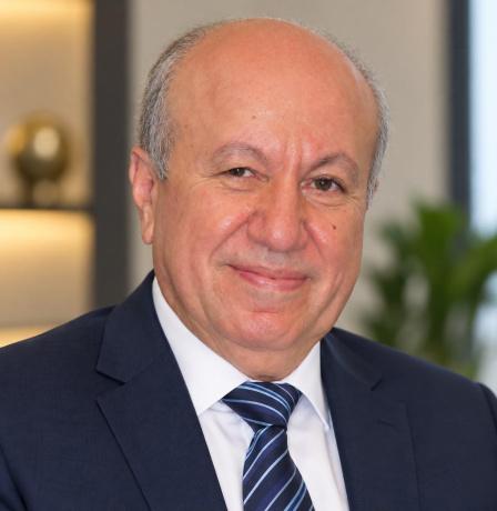 الأدب في موقع المواجهة