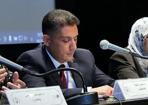 البروفيسور معتصم عديلة يدعو إلى تأسيس علوم إنسانية جديدة تواكب التحول الرقمي والذكاء الاصطناعي