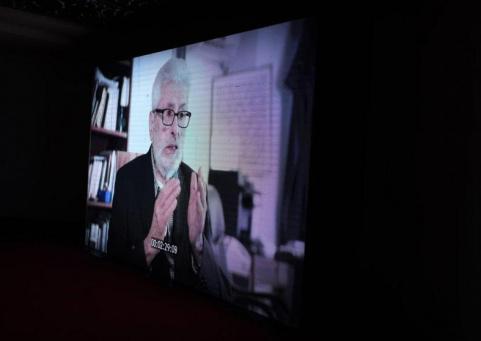 "قامات" تطلق العرض الأول للفيلم الوثائقي "أرض تمشي معه"