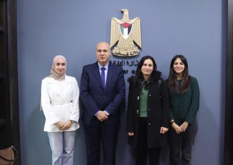 وزير الثقافة يبحث مع مدير مركز رواق للمعمار الشعبي التعاون المشترك