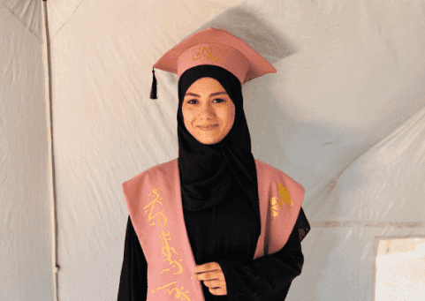 الطالبة ملاك أبو دية تتحدى الحرب وتنتزع نجاحاً بطعم المعجزة في التوجيهي