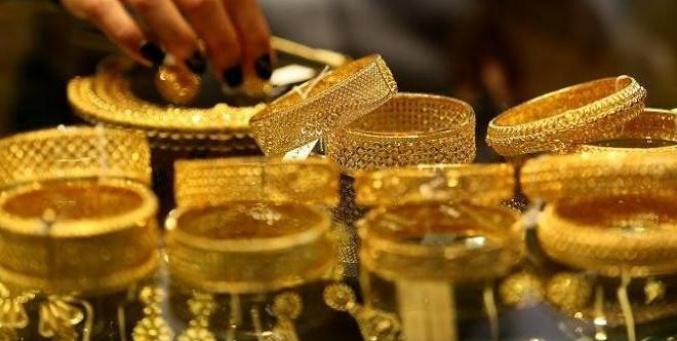 النوري: ثلاثة عوامل قد تدفع الذهب للهبوط إلى ما دون 3000 دولار