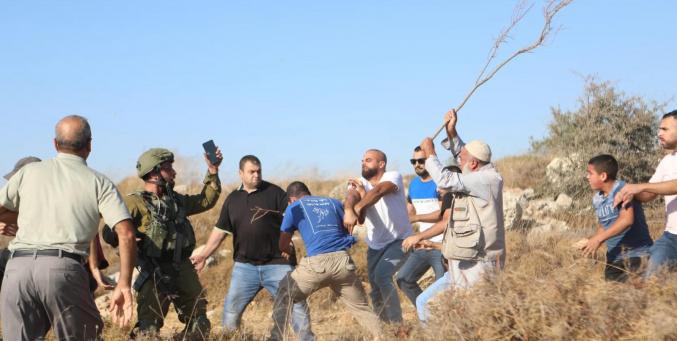 خاص| عيون العالم تراقب اتفاق غزة "الهش"، و خلف ظهره ارهاب المستوطنين في الضفة!