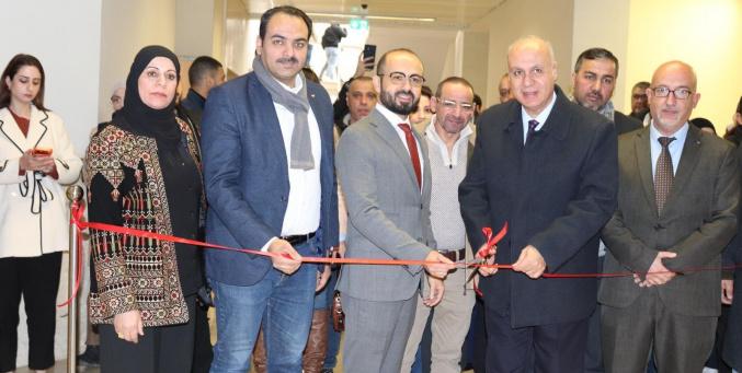 وزير الثقافة يوقع اتفاقية تعاون مع الجامعة العربية الأمريكية ويفتتح معرضاً فنياً تراثياً