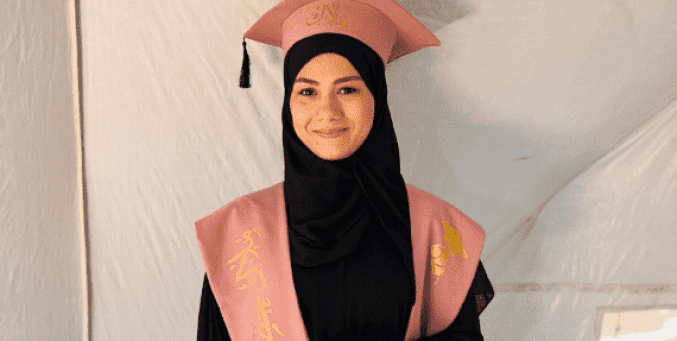 الطالبة ملاك أبو دية تتحدى الحرب وتنتزع نجاحاً بطعم المعجزة في التوجيهي