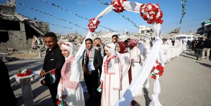 أسبوع عسل مسقوف.. أزمة السكن تعيد رسم حياة المقبلين على الزواج في غزة