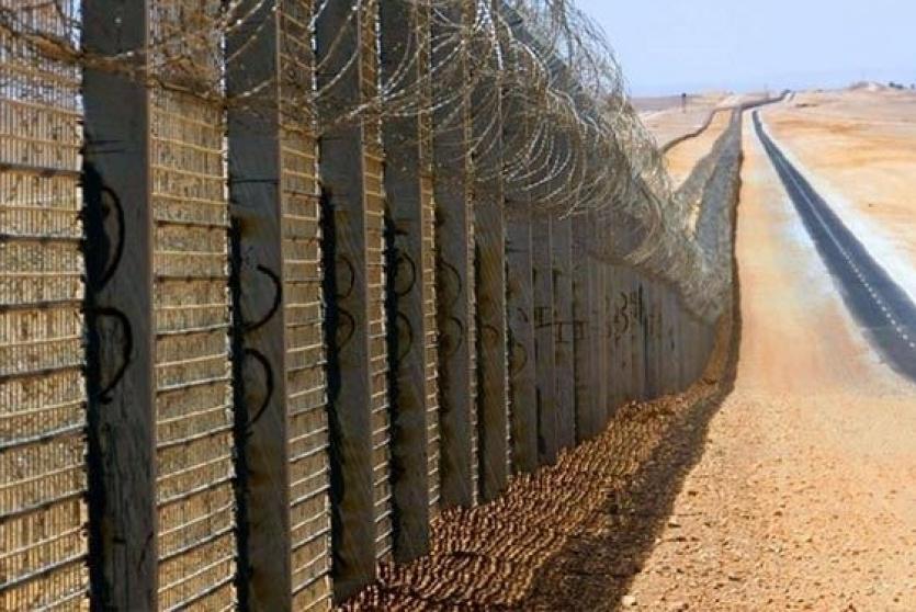 الاحتلال يبني جدار عميق على حدود غزة