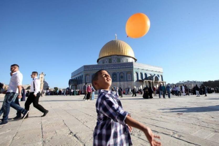  الرئيس يدعو إلى اقتصار مظاهر العيد على الشعائر الدينية