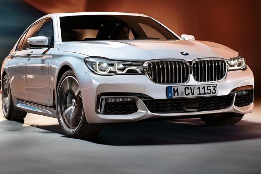 "بي إم"  تستدعي أكثر من 85 ألف سيارة 