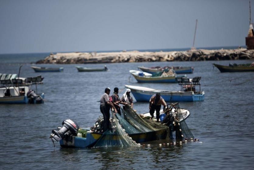 توسيع مساحة الصيد في غزة لستة أشهر