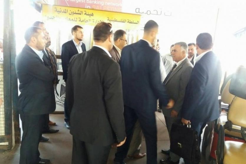 منع وزير الحكم المحلي من دخول مقر وزارته في غزة
