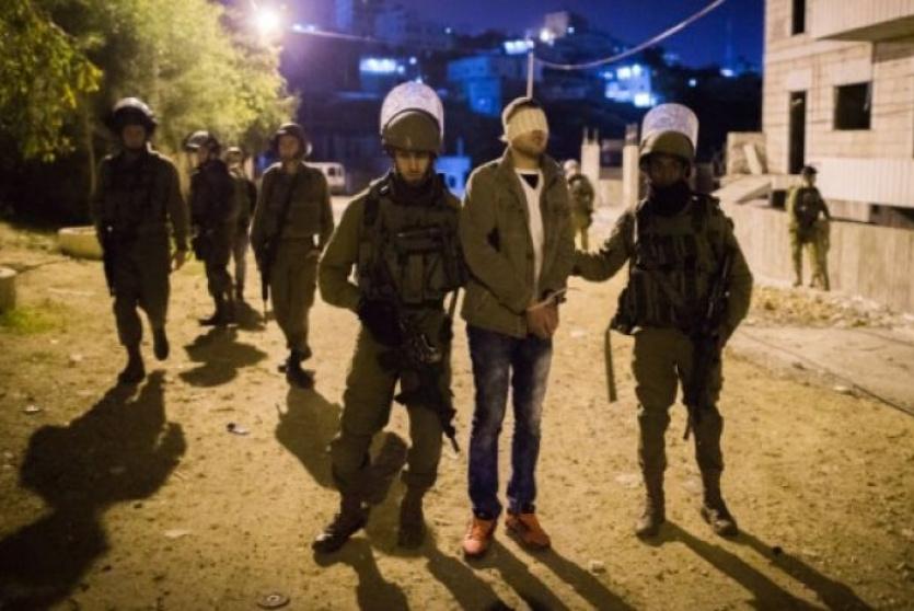 حملة اعتقالات واسعة في القدس تطال 16 مواطنا 