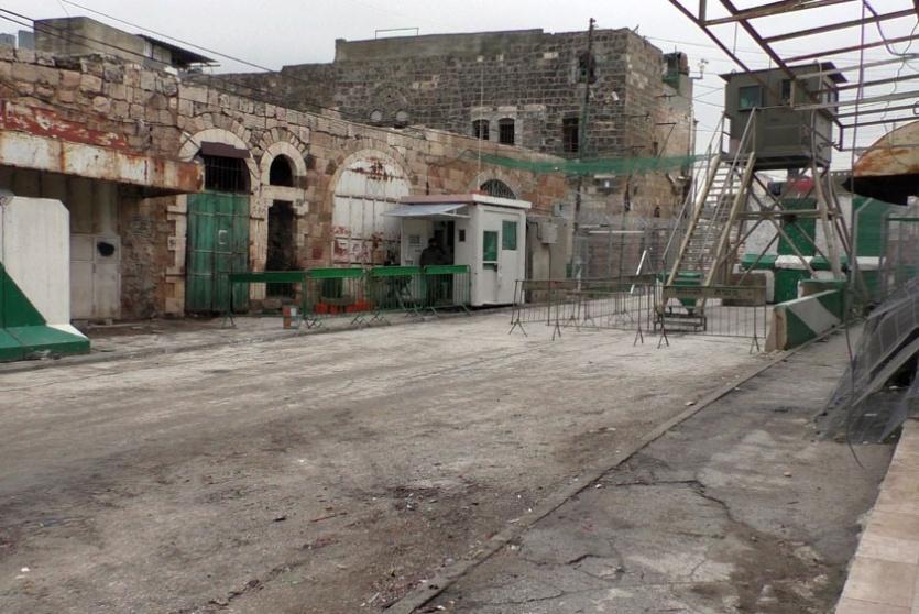 تجميد بناء 31 وحدة استيطانية في المحطة القديمة في الخليل