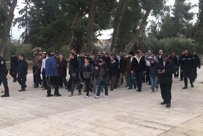 مستوطنون يجددون اقتحامهم للمسجد الأقصى