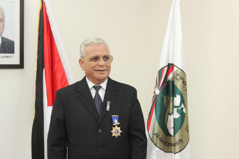 مرسوم رئاسي بتجديد رئاسة عمرو لجامعة القدس