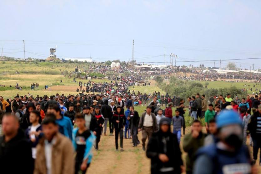 متظاهرون على حدود غزة
