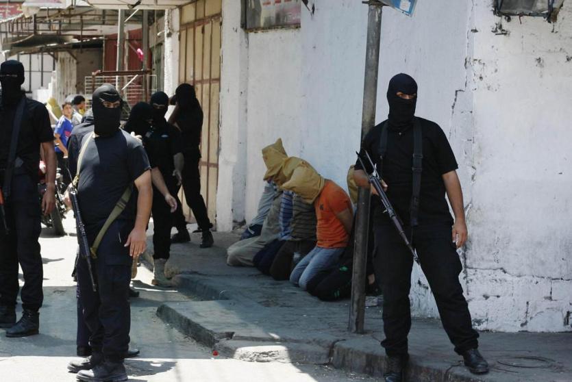 القاء القبض على عملاء في غزة 