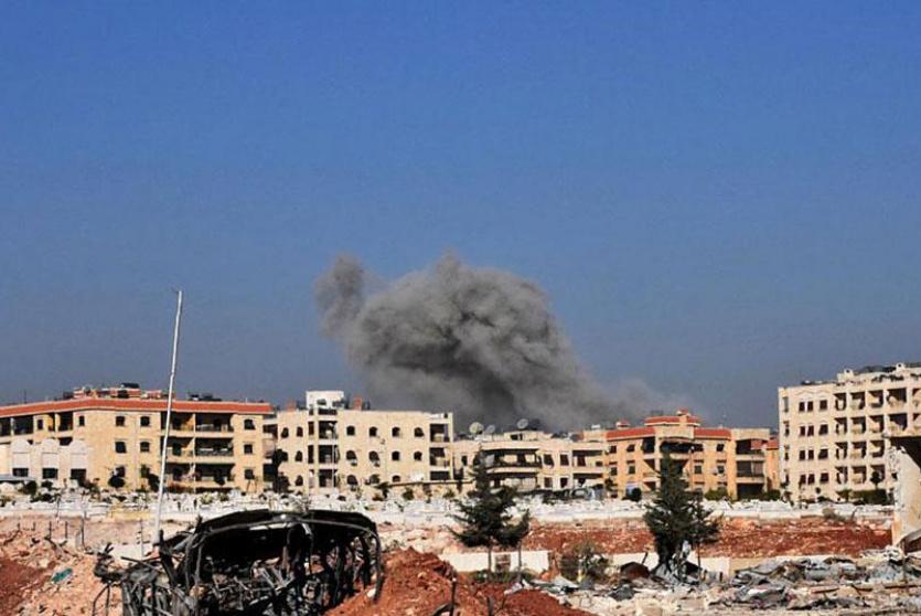ارشيف-  أعمدة دخان تتصاعد من انفجار سابق في سوريا 