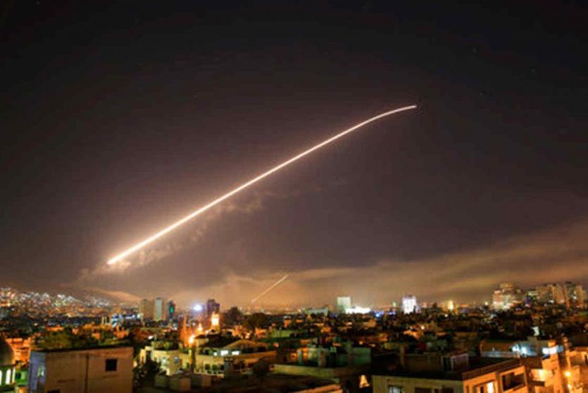 قصف وإطلاق صواريخ في غزة
