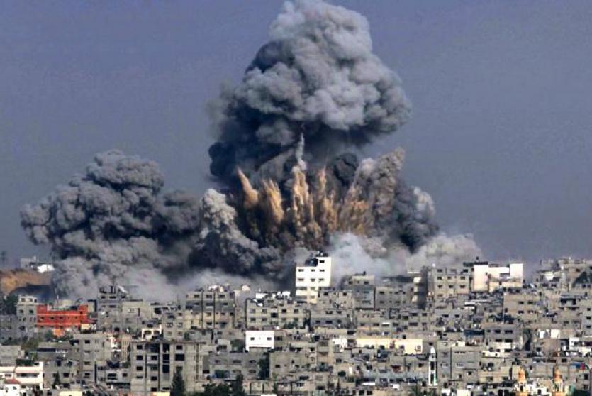 قصف اسرائيلي سابق على قطاع غزة 