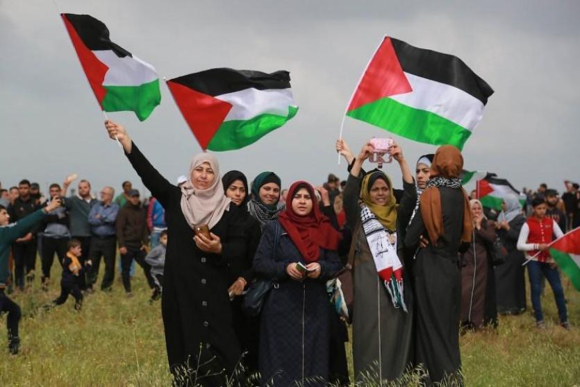 متظاهرات في غزة