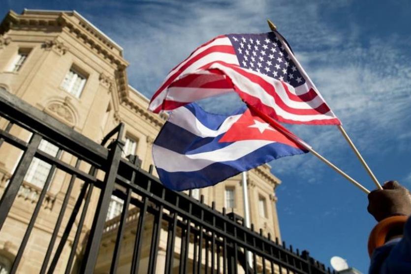 علم كوبا والولايات المتحدة 