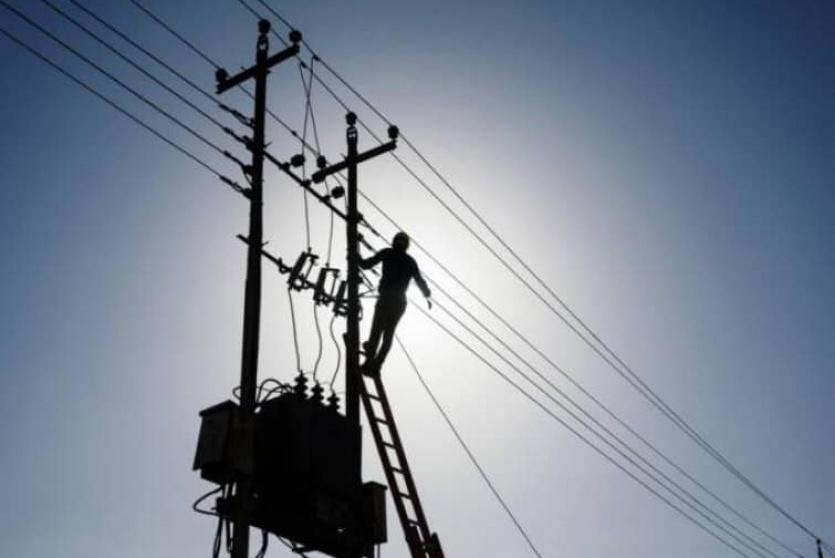 كهرباء القدس تحذر من المرحلة الثانية لقطع التيار الكهربائي 